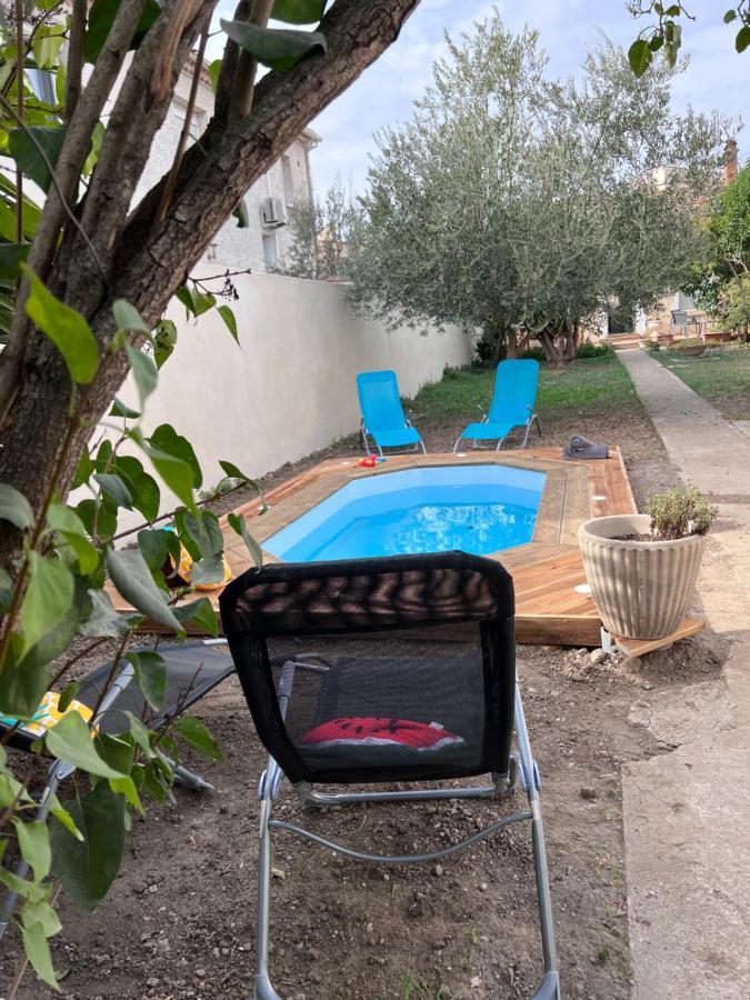 Charmante Maison Climatisee Avec Piscine Au Calme A Carcassonne Exteriér fotografie